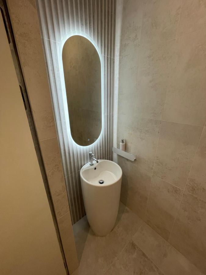 Kobiela Apartments Family Delux Ktw City Center 卡托维兹 外观 照片